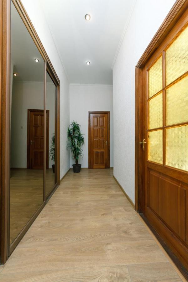 Flat Apartman Kijev Kültér fotó